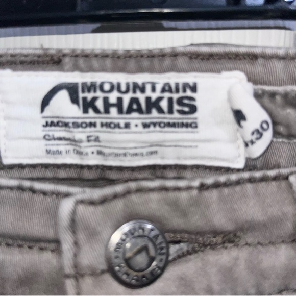 Mountain Khakis also khaki In color. B1054 - Picture 2 of 4